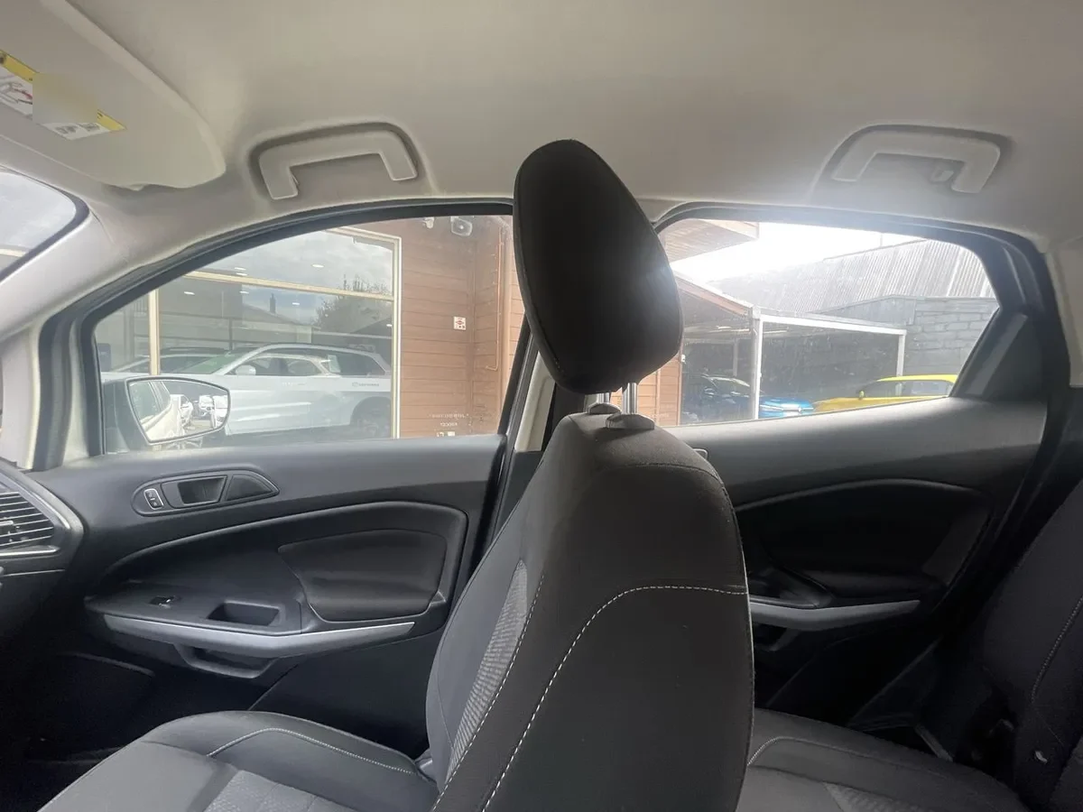 Ford Ecosport 1.5 Se 4x2 Mt 5p año 2018