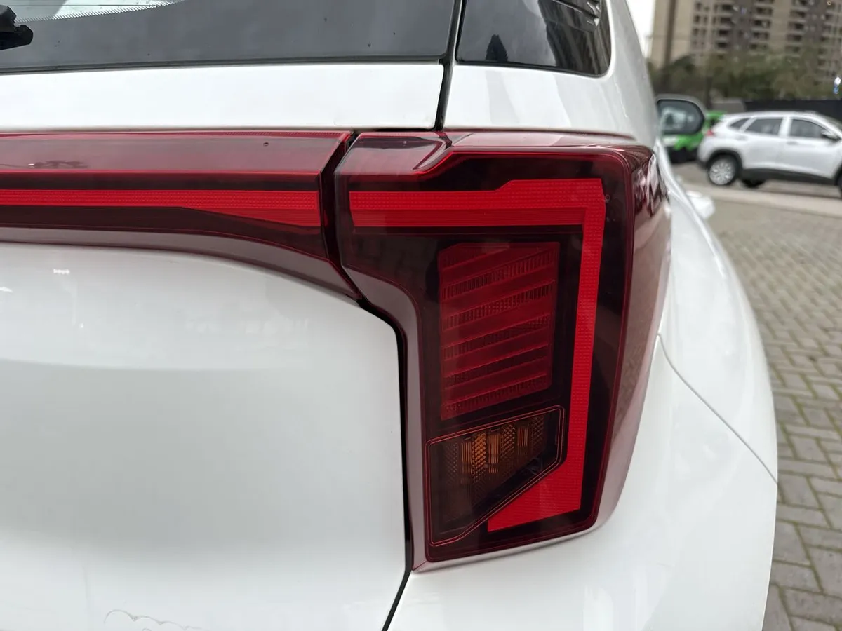 Kia Sonet 1.5 Ex 4x2 Ivt Ri At 5p año 2025