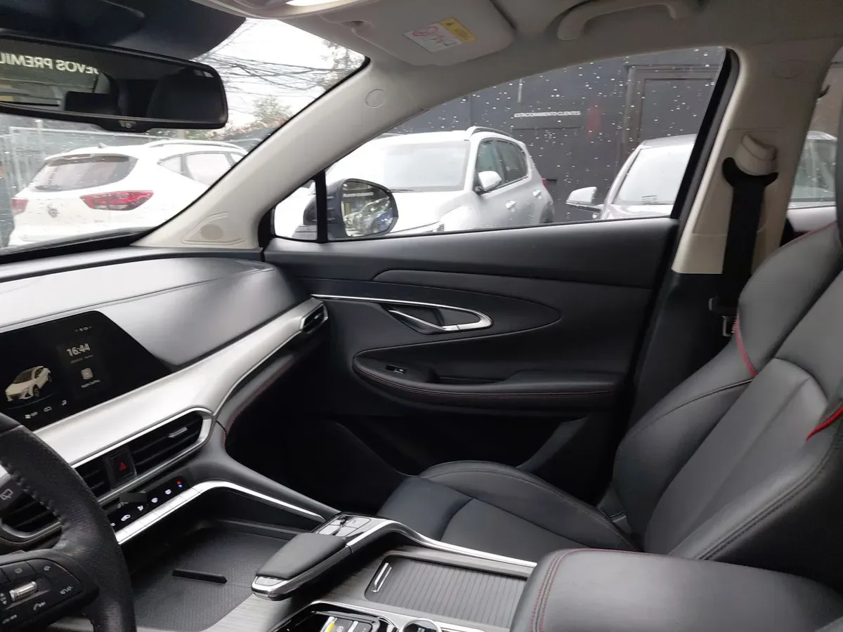 Changan Uni-T 1.5 Elite 4x2 At 5p año 2023