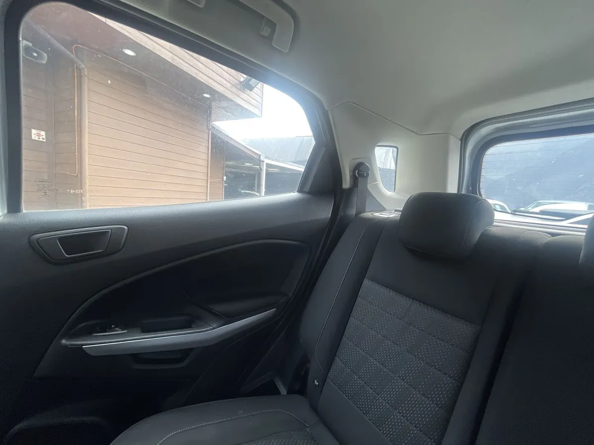 Ford Ecosport 1.5 Se 4x2 Mt 5p año 2018