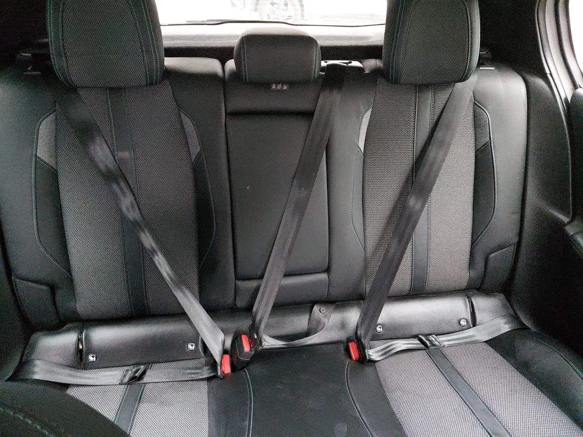 Peugeot 308 1.2 Allure Pack Puretech 130 4x2 Eat8 5p año 2023