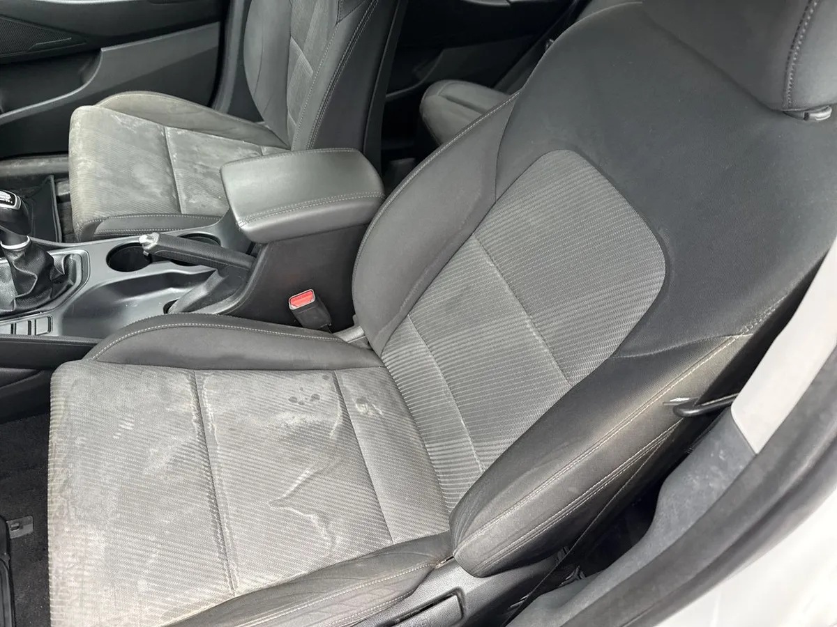 Hyundai Tucson 2.0 Plus Fl 4x2 Mt 5p año 2021
