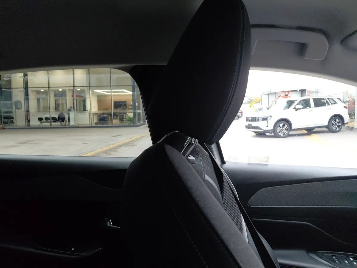Peugeot 308 1.2 Allure Pack Puretech 130 4x2 Eat8 5p año 2023