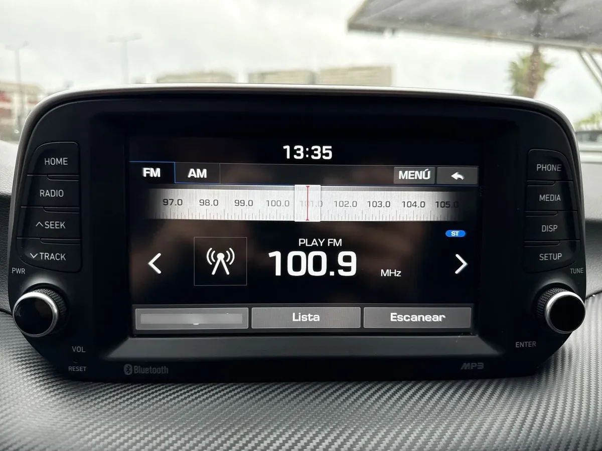 Hyundai Tucson 2.0 Plus Fl 4x2 Mt 5p año 2021