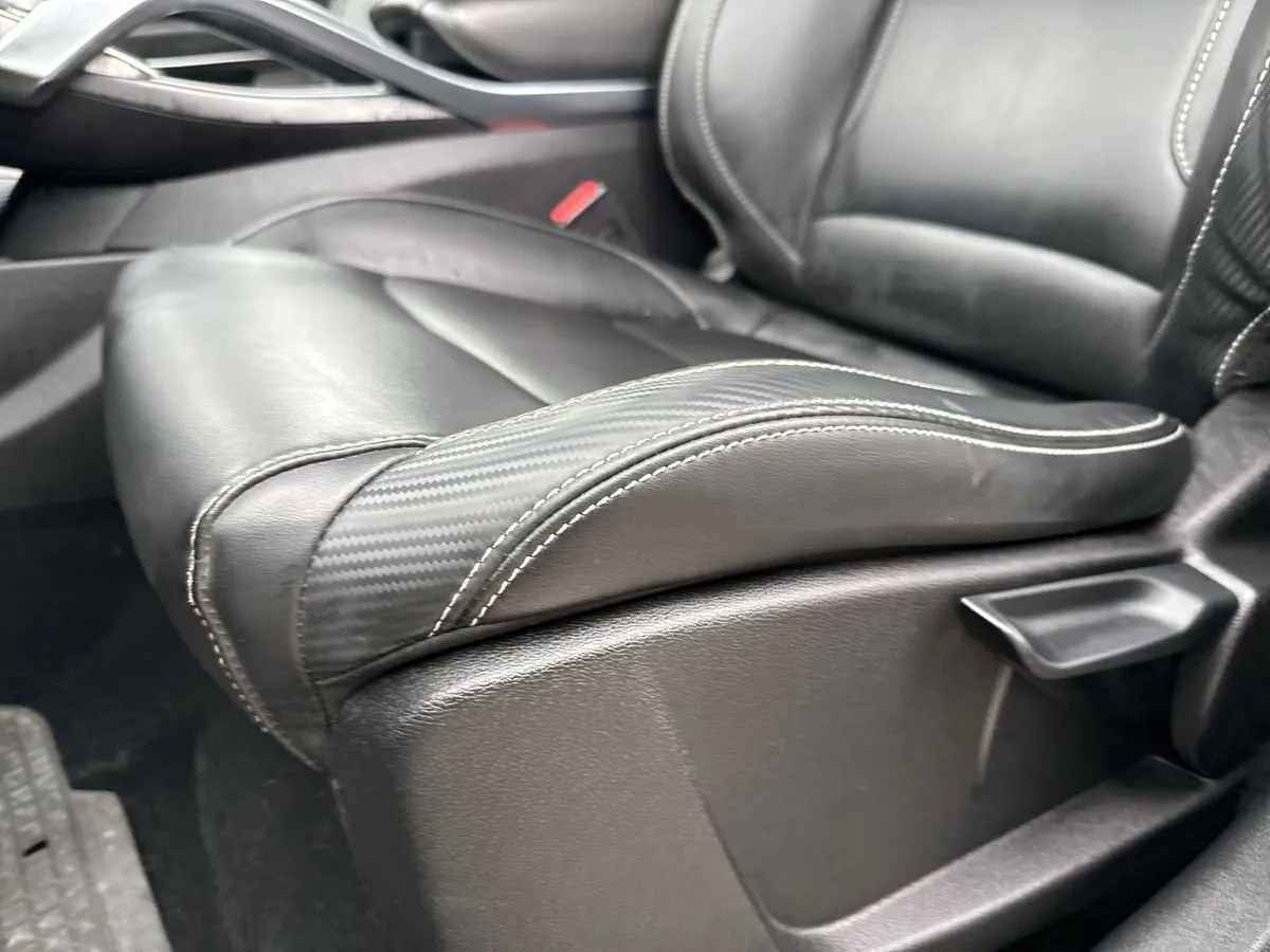 Geely Azkarra 1.5t Comfort 4x2 6at 5p año 2022