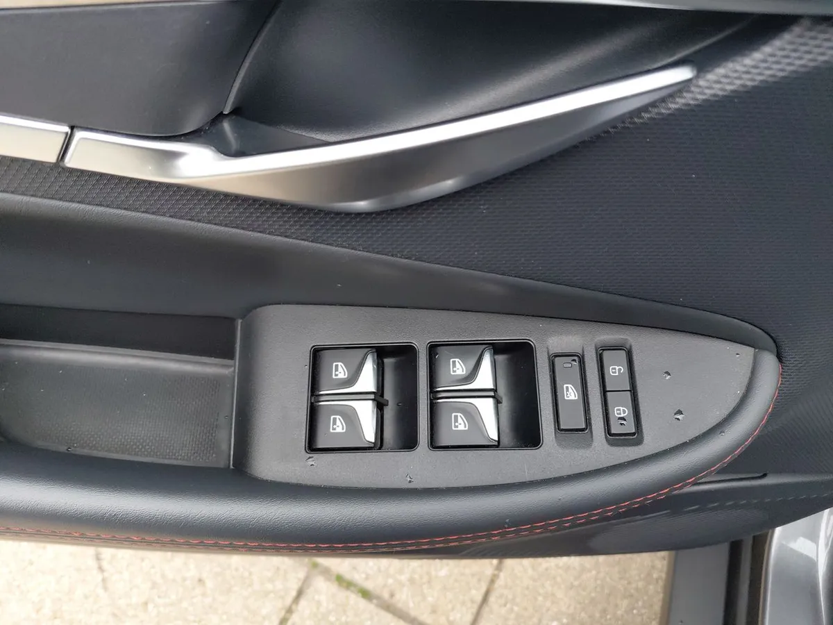 Changan Uni-T 1.5 Elite 4x2 At 5p año 2023