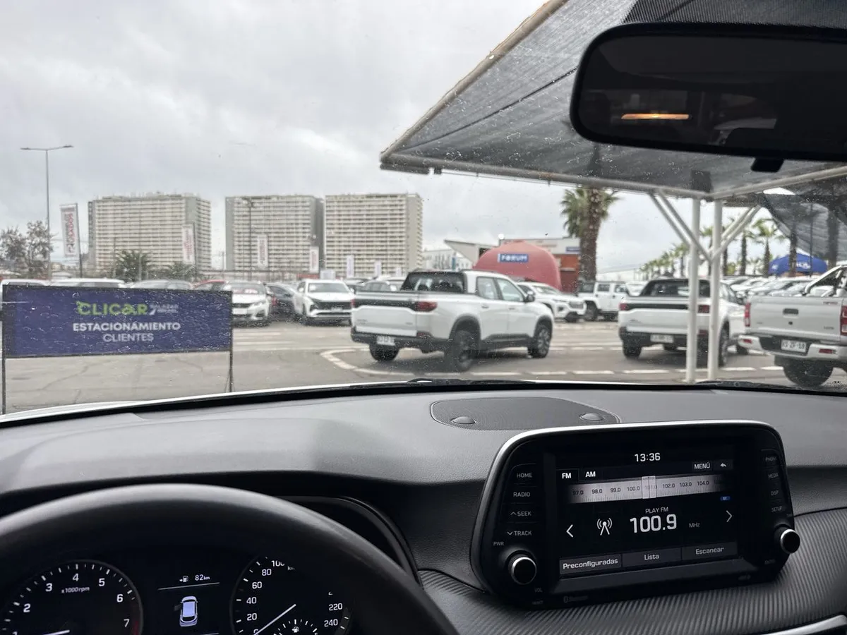 Hyundai Tucson 2.0 Plus Fl 4x2 Mt 5p año 2021