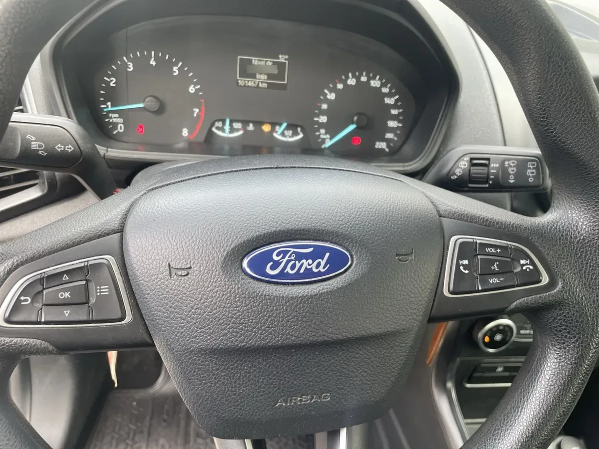 Ford Ecosport 1.5 Se 4x2 Mt 5p año 2018