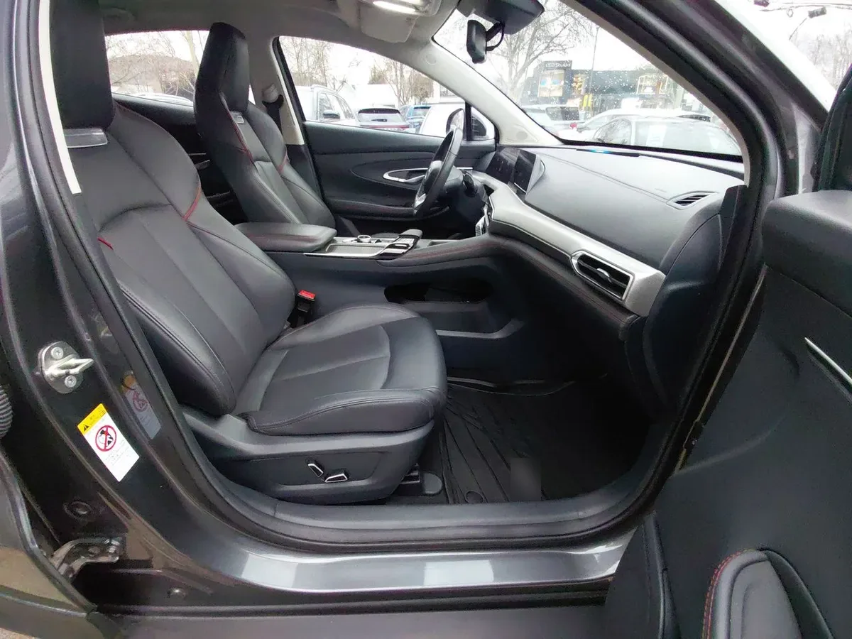 Changan Uni-T 1.5 Elite 4x2 At 5p año 2023