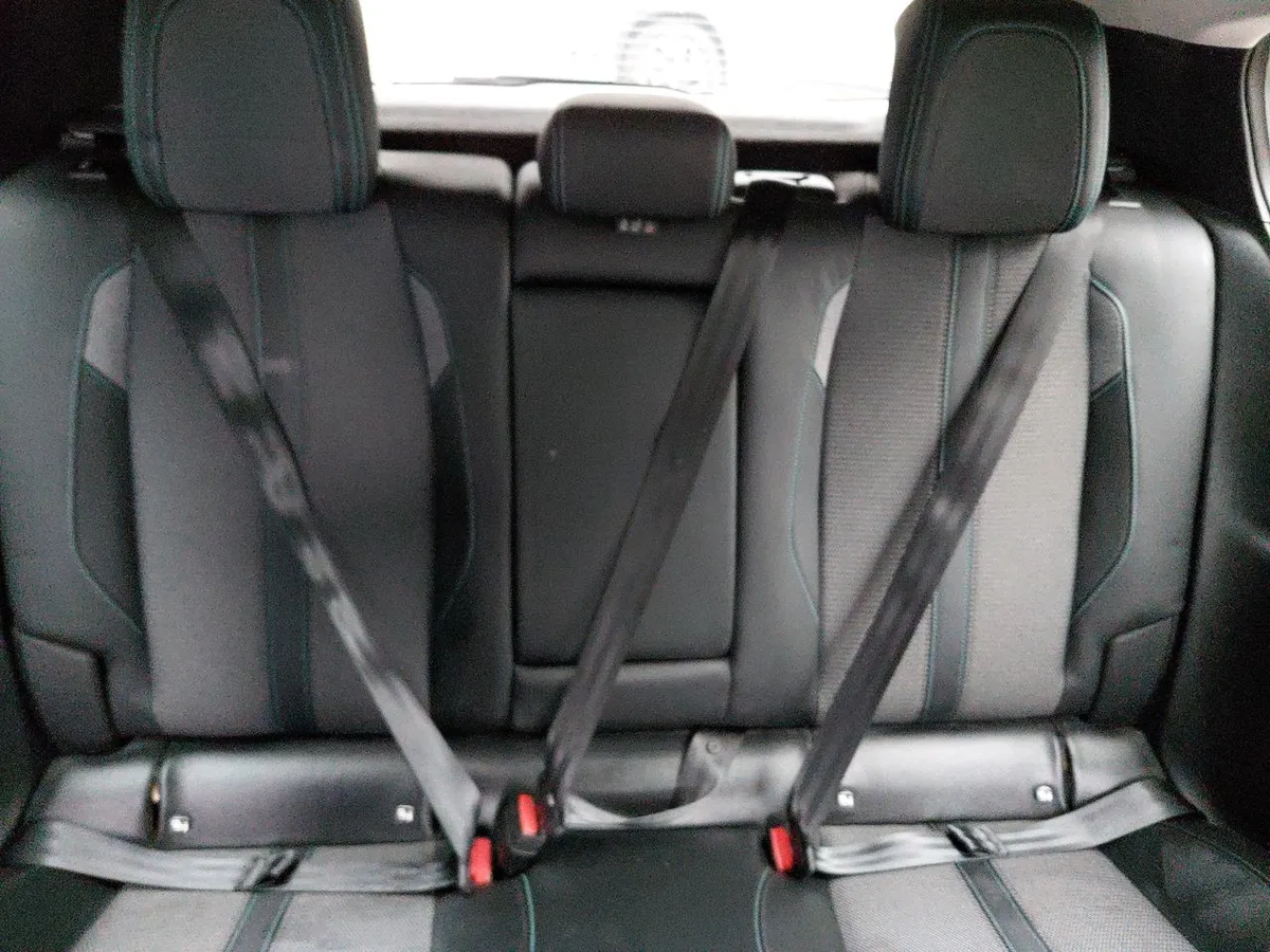 Peugeot 308 1.2 Allure Pack Puretech 130 4x2 Eat8 5p año 2023