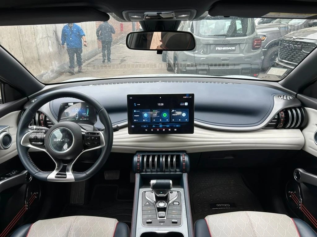 BYD Yuan Plus Electrico Gl 4x2 At 5p año 2024