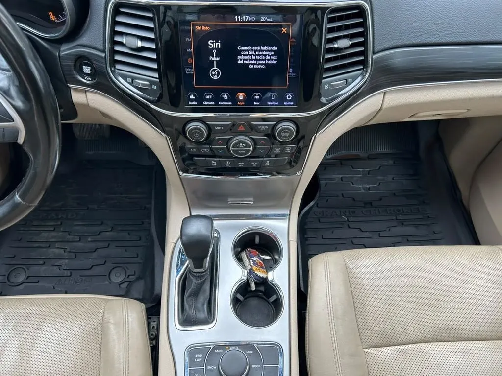 Jeep Grand Cherokee 3.6 Limited 4wd At 5p año 2021