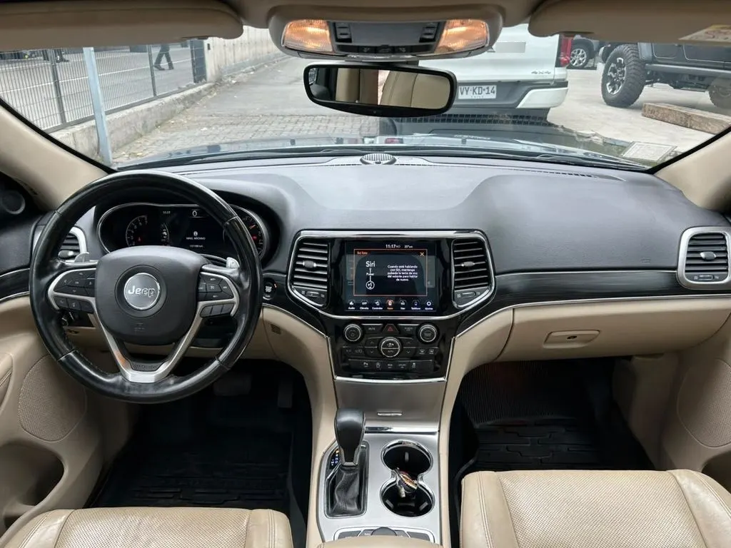 Jeep Grand Cherokee 3.6 Limited 4wd At 5p año 2021
