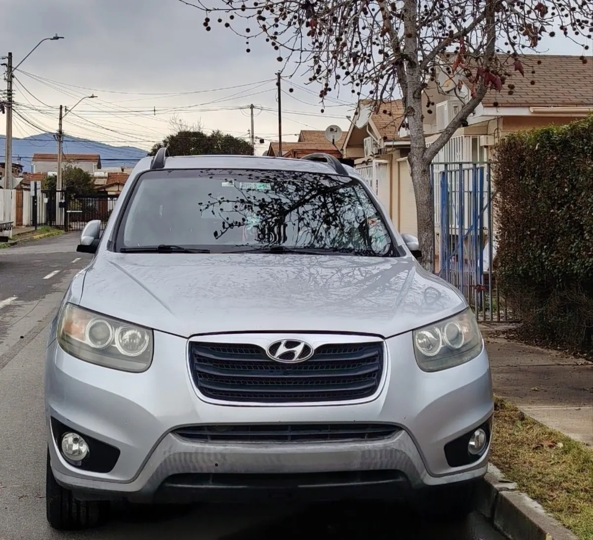 HYUNDAI SANTA FE 2.4 Gls Mt año 2012