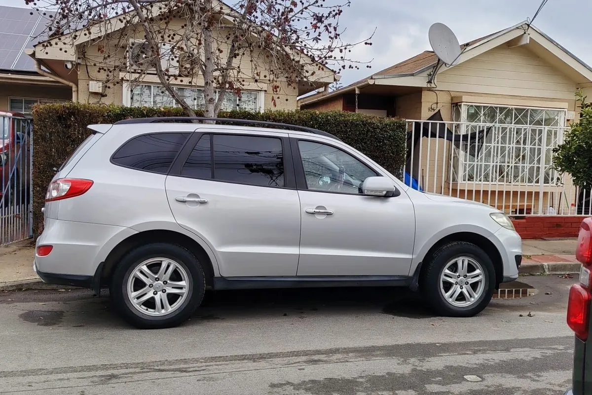 HYUNDAI SANTA FE 2.4 Gls Mt año 2012