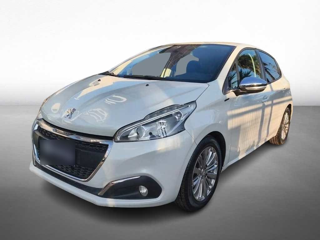 Peugeot 208 Signature 1.2 Mt Hb Pure Tech año 2020