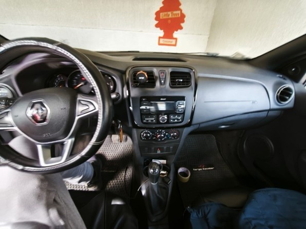 RENAULT SYMBOL 1.6 Intens Tech Mt año 2022