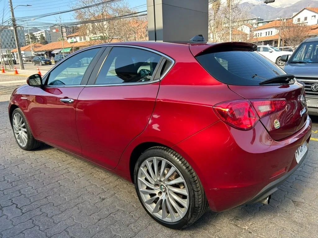 Alfa Romeo Giulietta Giulietta 1.4 Mt año 2013