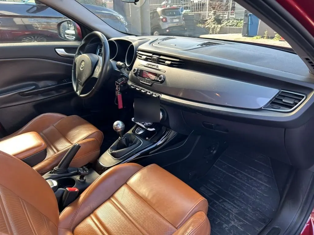 Alfa Romeo Giulietta Giulietta 1.4 Mt año 2013
