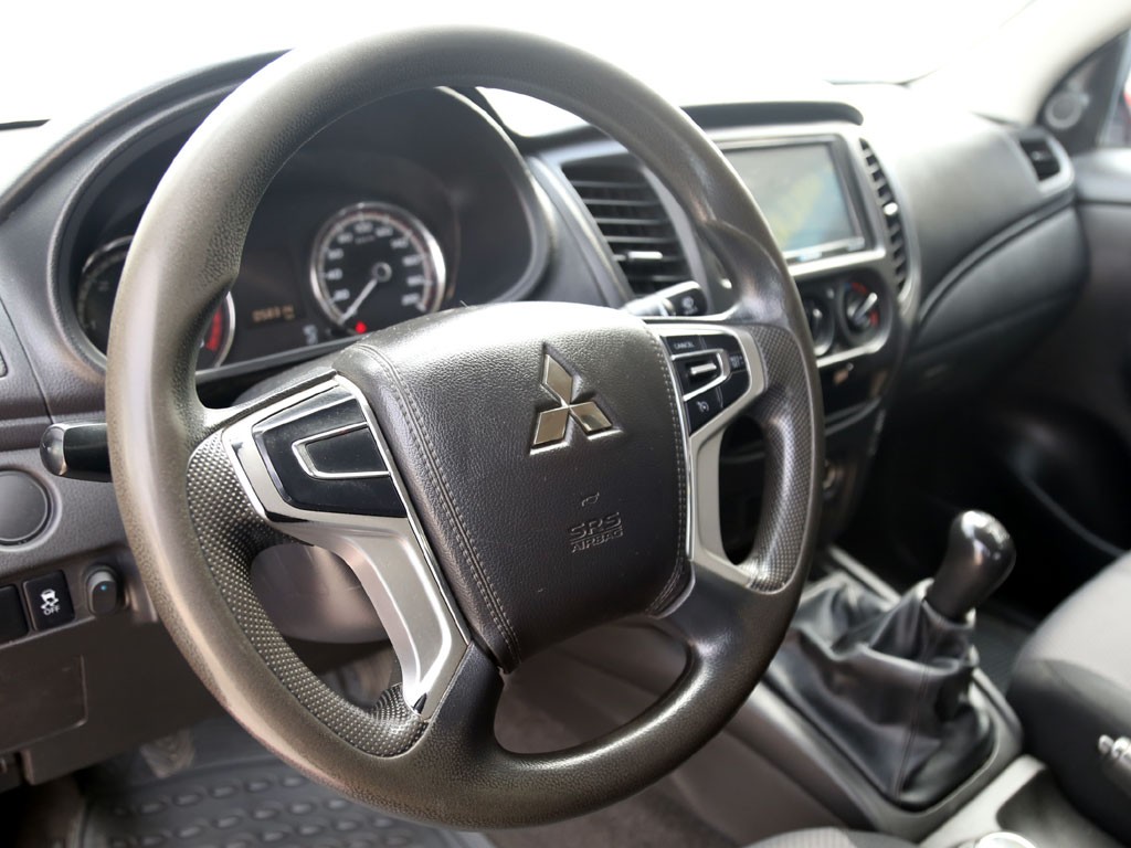 Mitsubishi L200 Katana Crt 4x4 2.4 año 2023