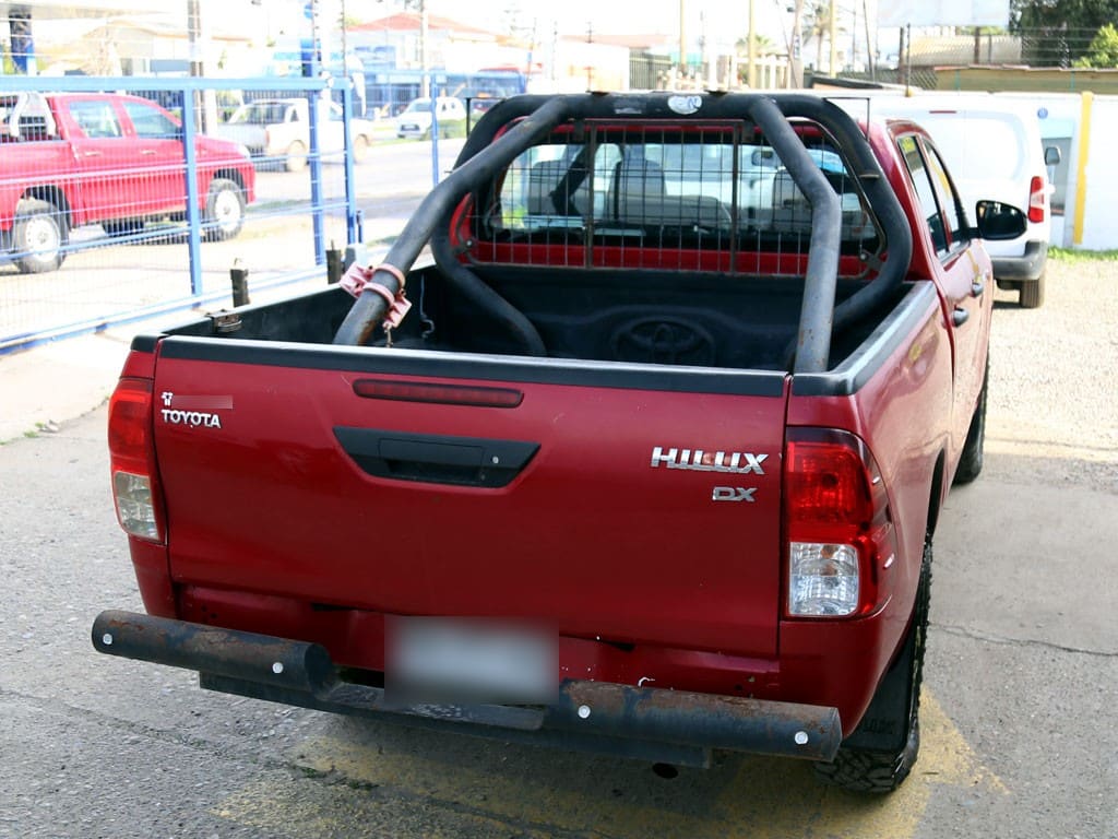 Toyota Hilux D Cab Dx 4x4 2.4 año 2022
