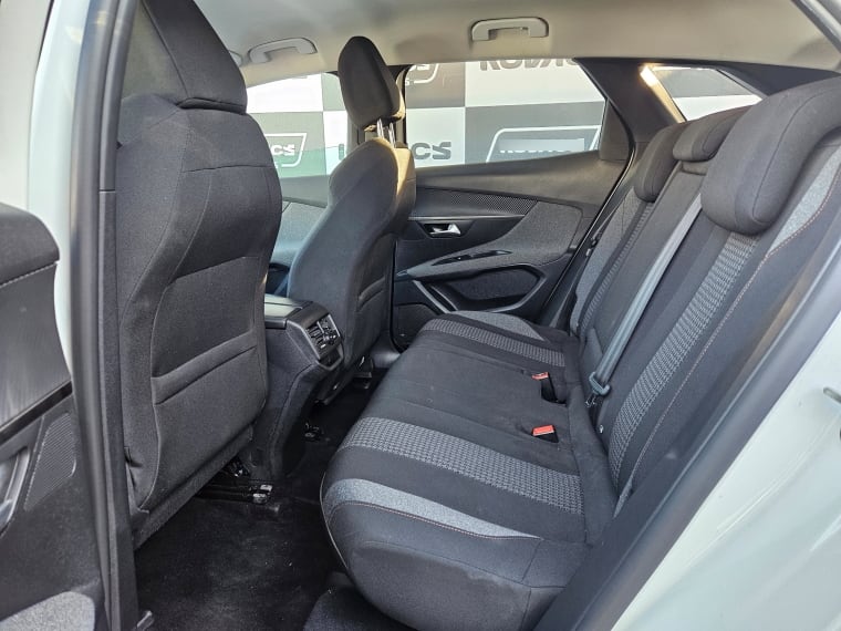 Peugeot 3008 3008 Puretech 1.2l año 2022