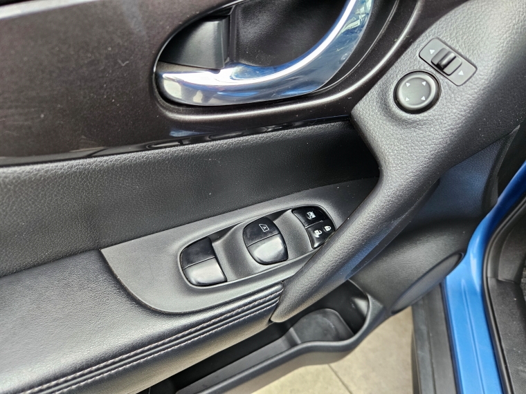 Nissan X-Trail 2.5 Sense 2row 4x4 año 2019