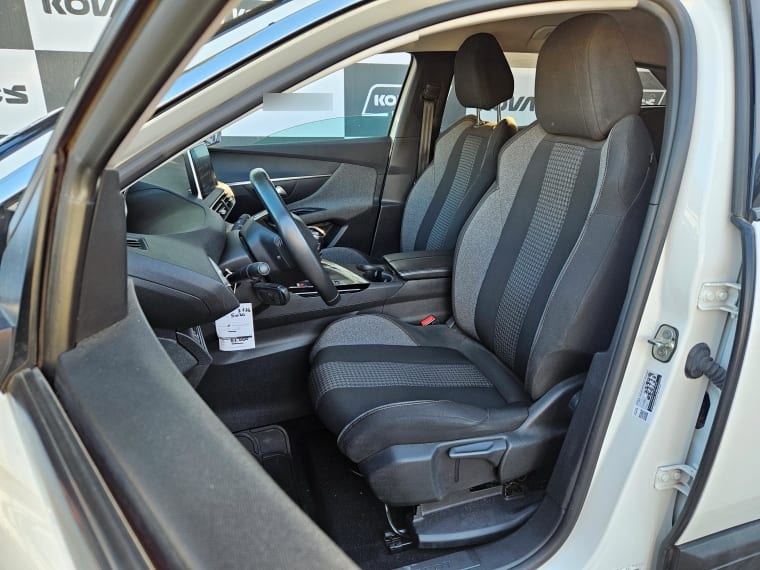 Peugeot 3008 3008 Puretech 1.2l año 2022