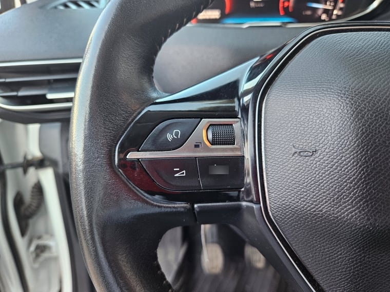 Peugeot 3008 3008 Puretech 1.2l año 2022