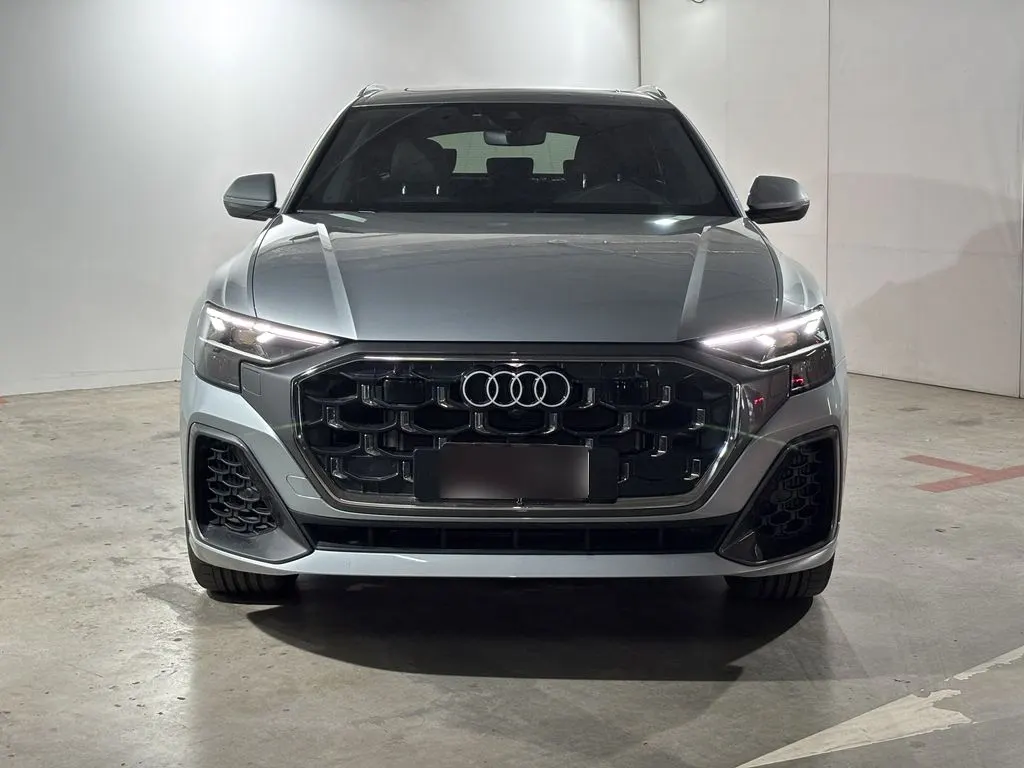 Audi Q8 Pi 55 Tfsi 4x4 3.0 Aut año 2025