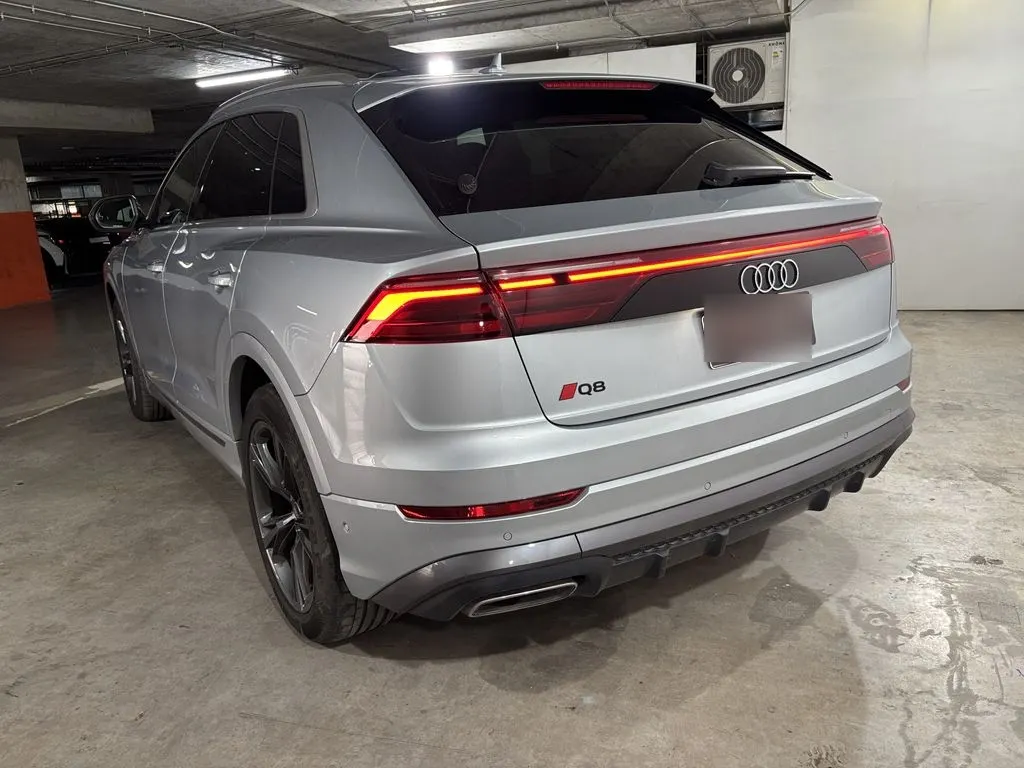Audi Q8 Pi 55 Tfsi 4x4 3.0 Aut año 2025