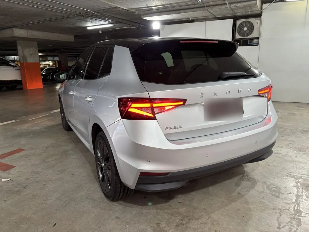 Skoda Fabia 1.0 Tsi Mt - Style año 2024