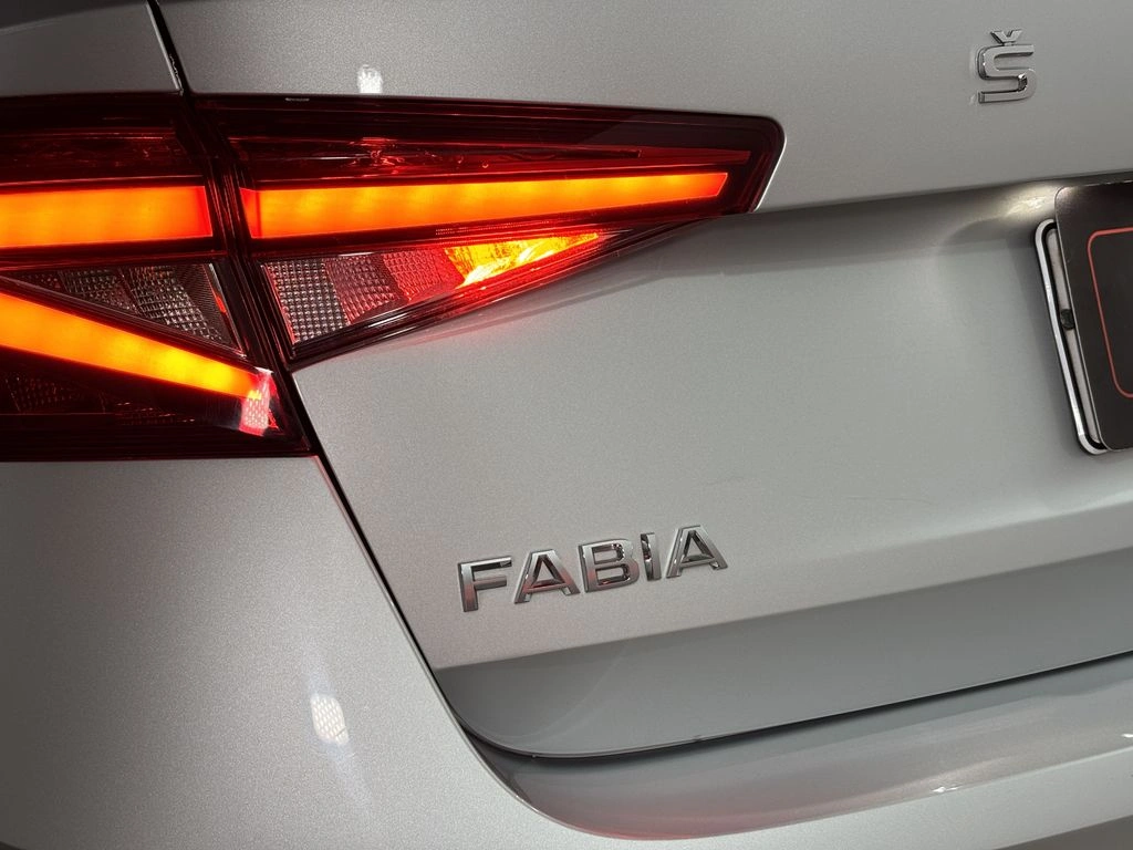 Skoda Fabia 1.0 Tsi Mt - Style año 2024