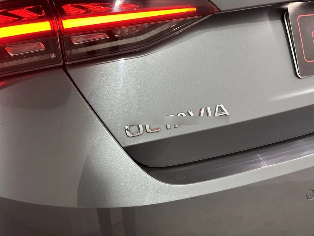 Skoda Octavia 1.4 Tsi Design At año 2024
