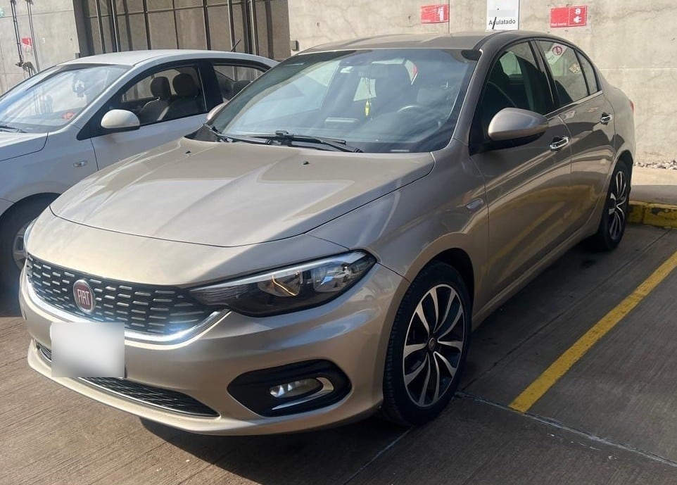 FIAT TIPO 1.6 Lounge At año 2020