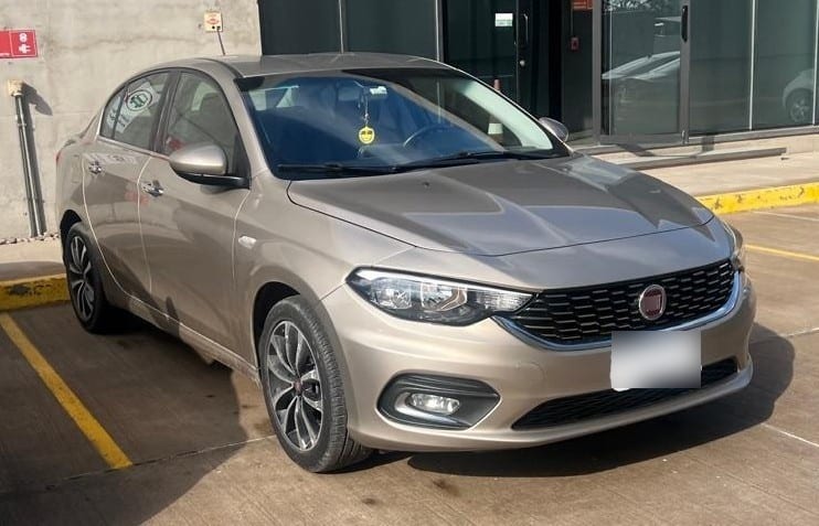 FIAT TIPO 1.6 Lounge At año 2020