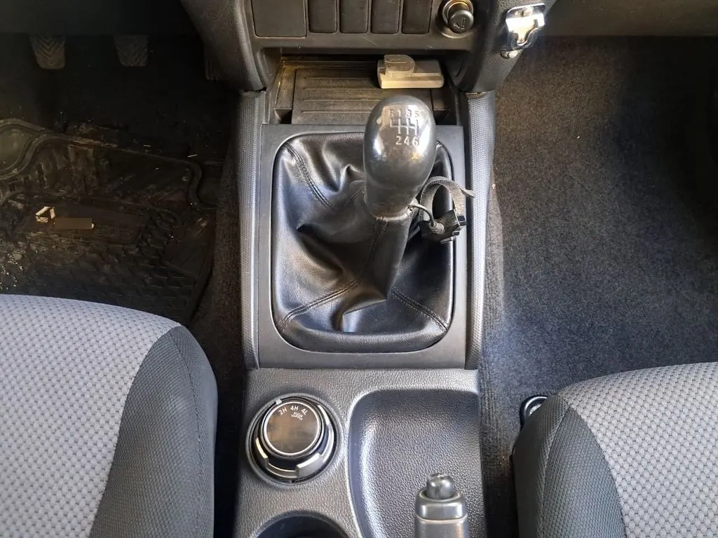 Mitsubishi L200 Katana Crt 4x4 Mt año 2023