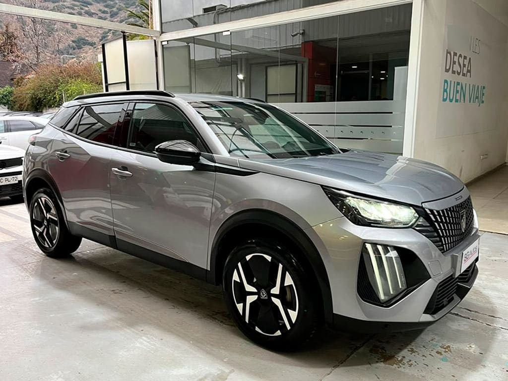 Peugeot 2008 1.2 Active año 2024