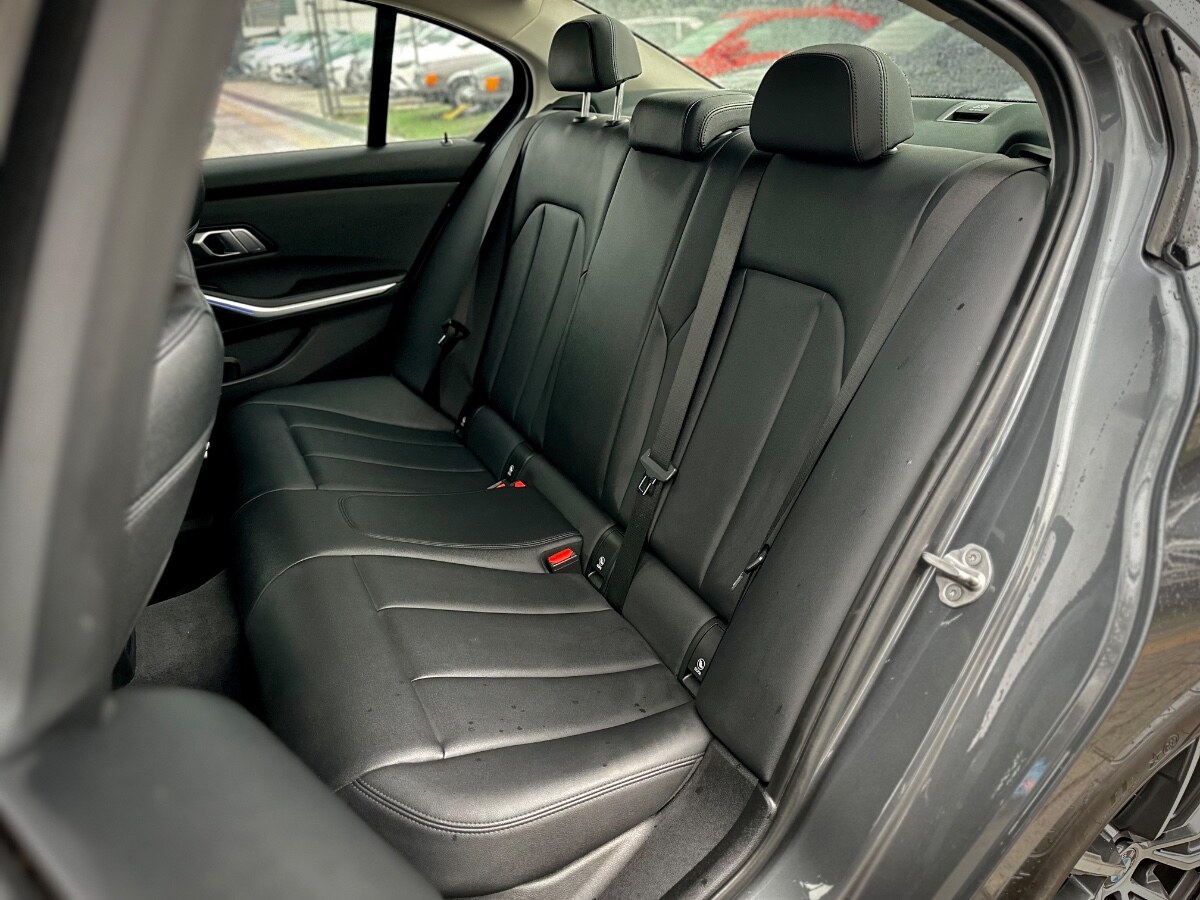 BMW 320d Executive año 2021