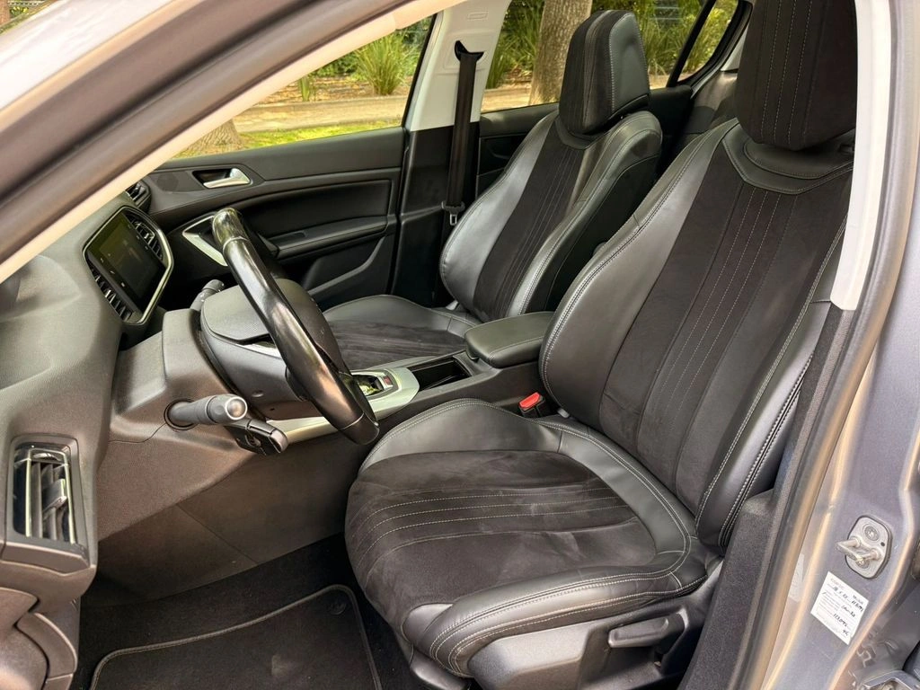 Peugeot 308 Feel 1.5 Diesel At8 año 2020
