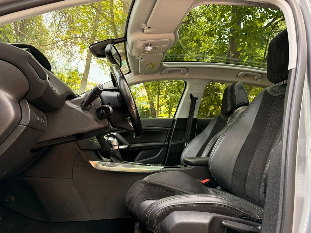 Peugeot 308 Feel 1.5 Diesel At8 año 2020