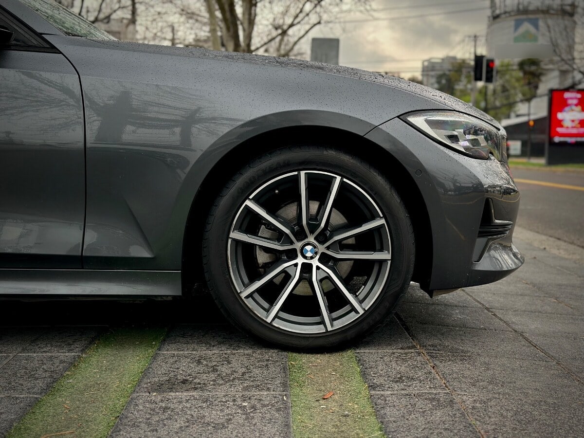 BMW 320d Executive año 2021