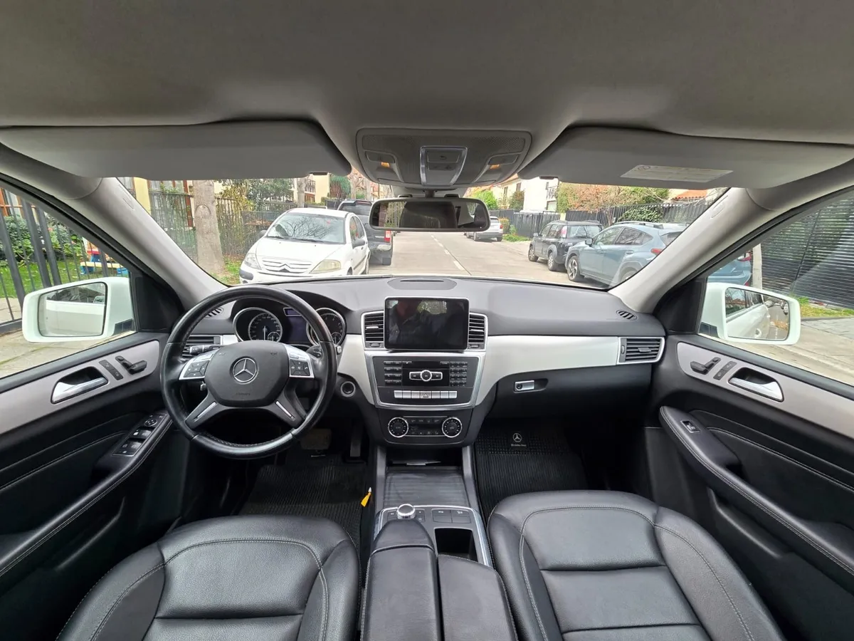 MERCEDES BENZ ML350 3.5 At año 2013