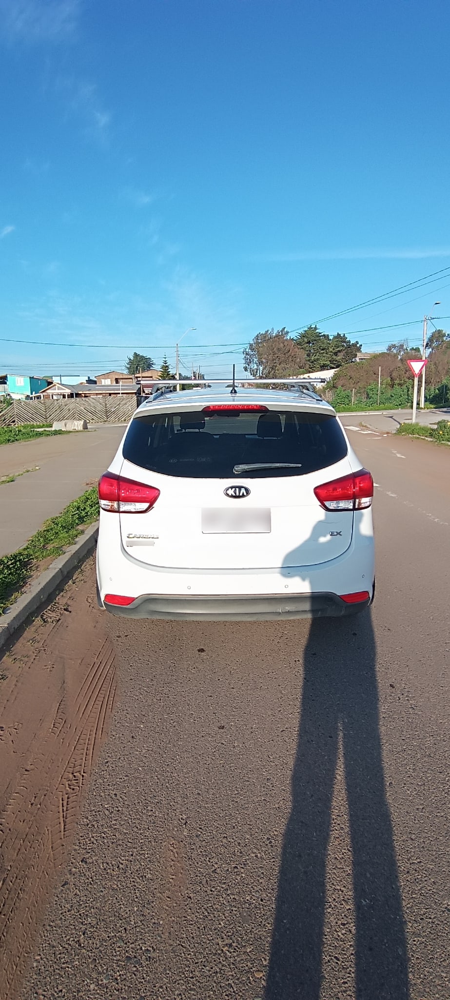 KIA MOTORS CARENS 2.0 Ex 7p Full At año 2016