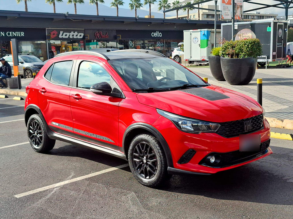 Fiat Argo Trekking Hatchback 1.3 año 2021