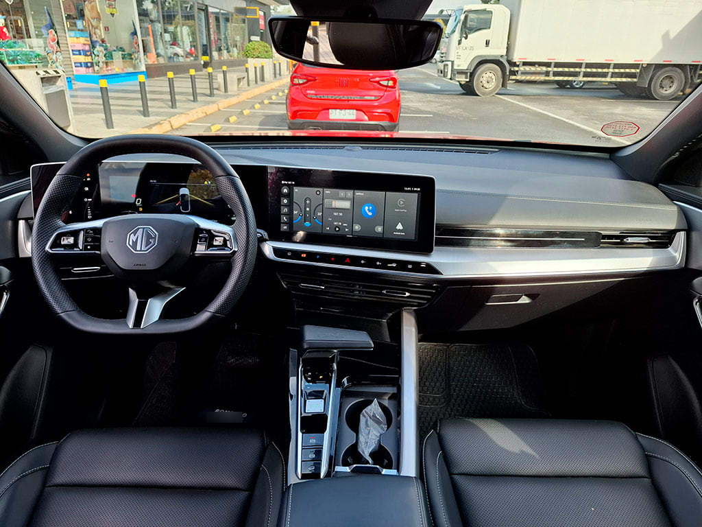 MG One Deluxe 1.5t At año 2025