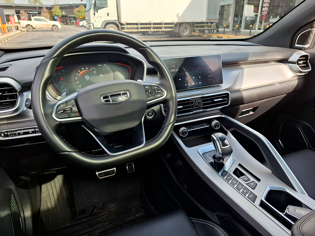 Geely Coolray 1.5 Sport 4x2 At 5p año 2022