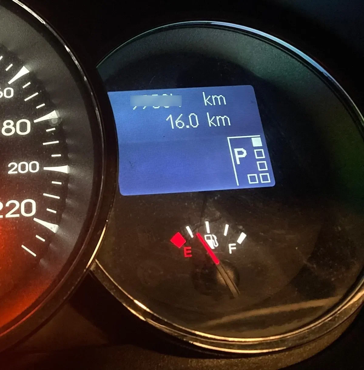 RENAULT FLUENCE 2.0 Authentique Mt año 2012
