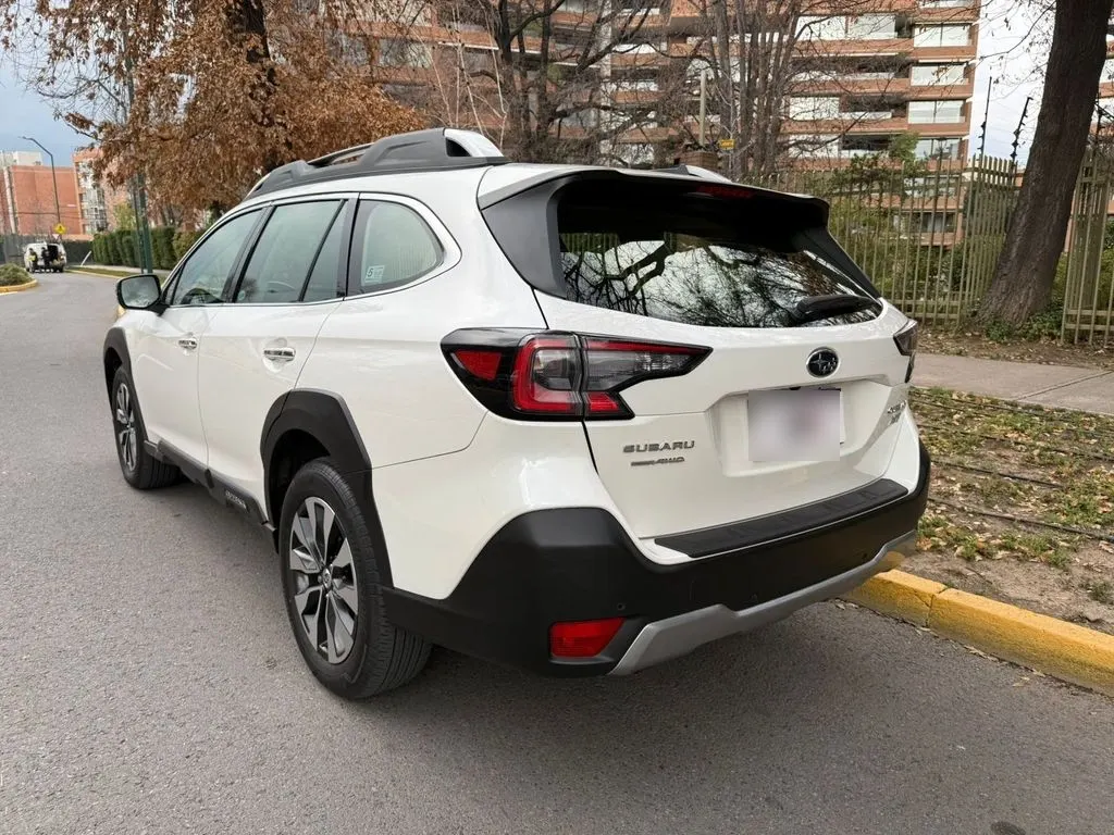 Subaru Outback 2.4t Touring Xt Awd año 2023