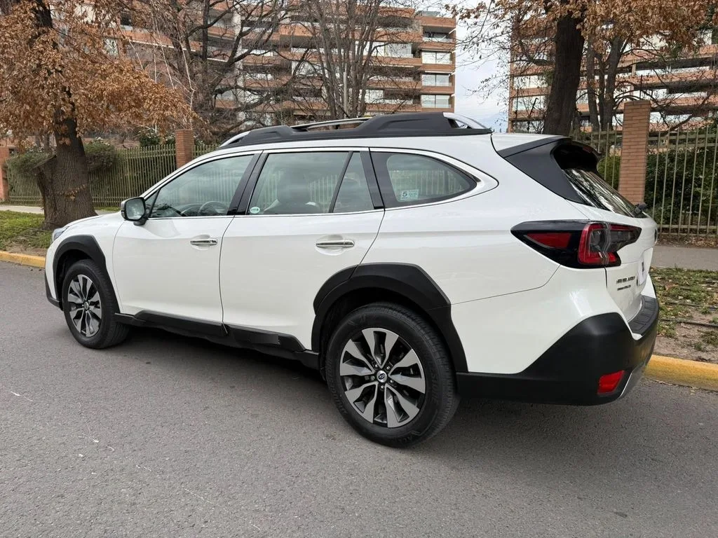 Subaru Outback 2.4t Touring Xt Awd año 2023
